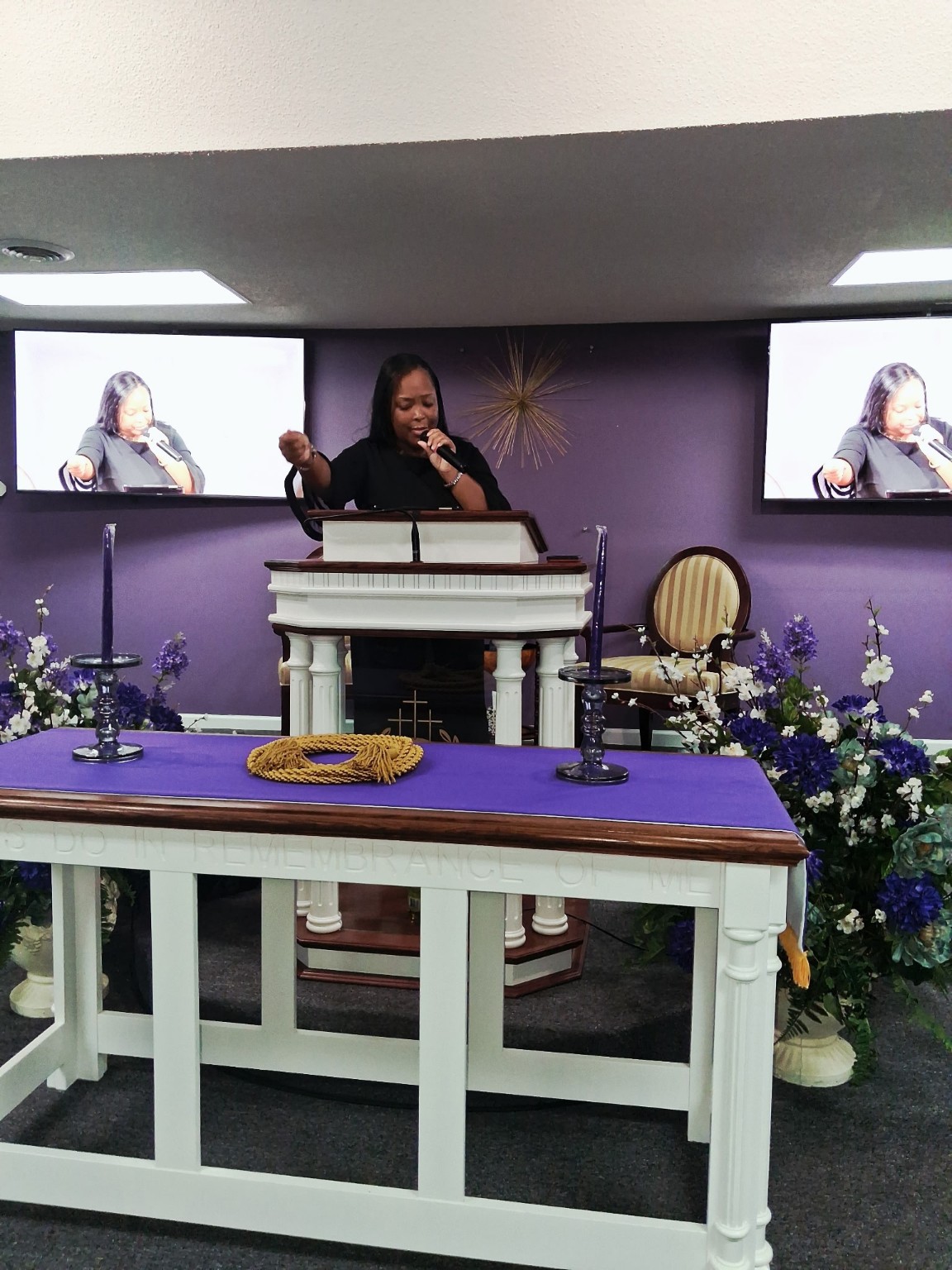 Sunday worship at New Beginnings Ministries